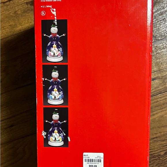 JCPenney • Lighted/Animated Train/ 8 Songs • Santa’s Toy Shop Snowman •Box/Video - Picture 7 of 16